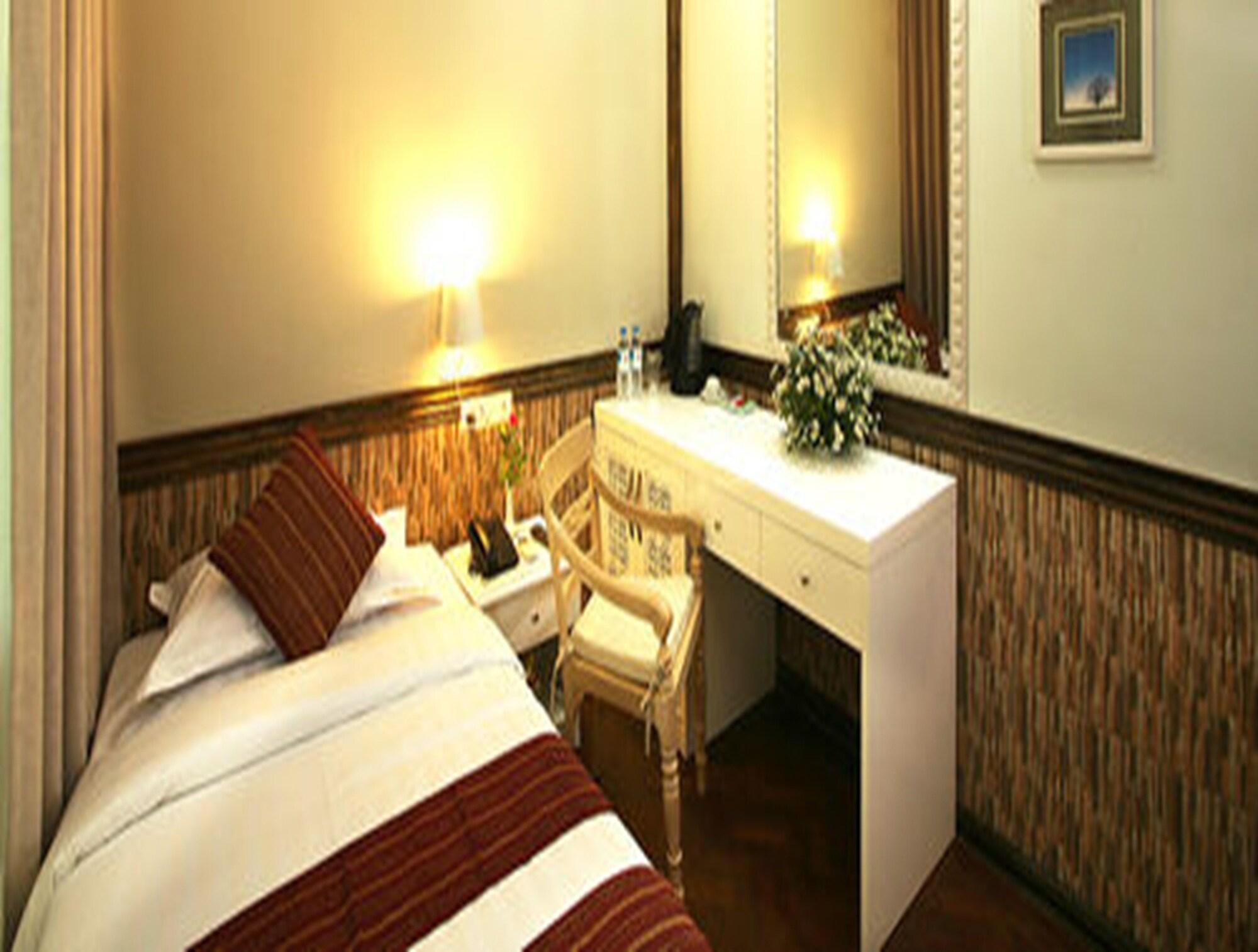 Mandalay City Hotel Exterior photo
