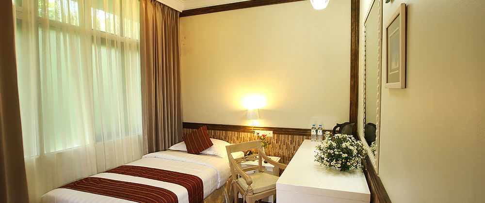 Mandalay City Hotel Exterior photo